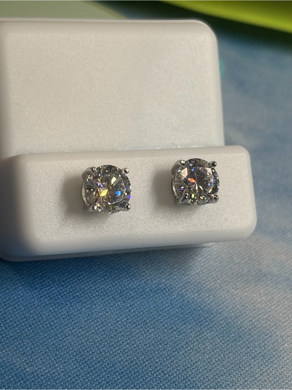Sparkling sterling silver moissanite 2.40 CTWF pushbacks